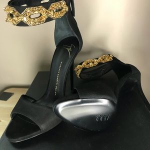 Giuseppe Zanotti Black and Gold Coline Sandals